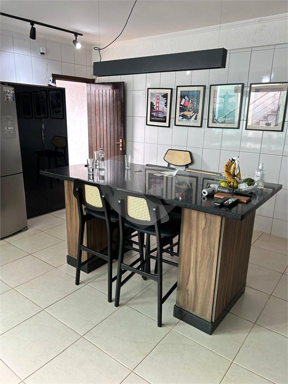 Casa à venda com 2 suítes no condomínio Residencial, Mogi das Cruzes - SP