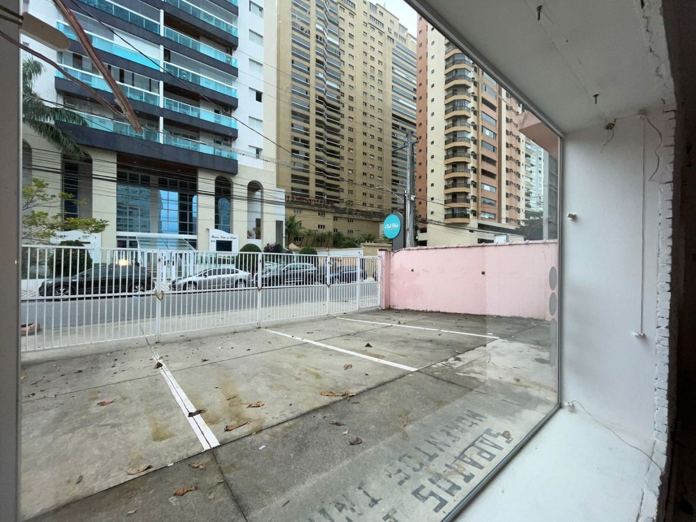 Casa com 5 dormitórios à venda, 232 m² por R$ 4.260.000,00 - Embaré - Santos/SP