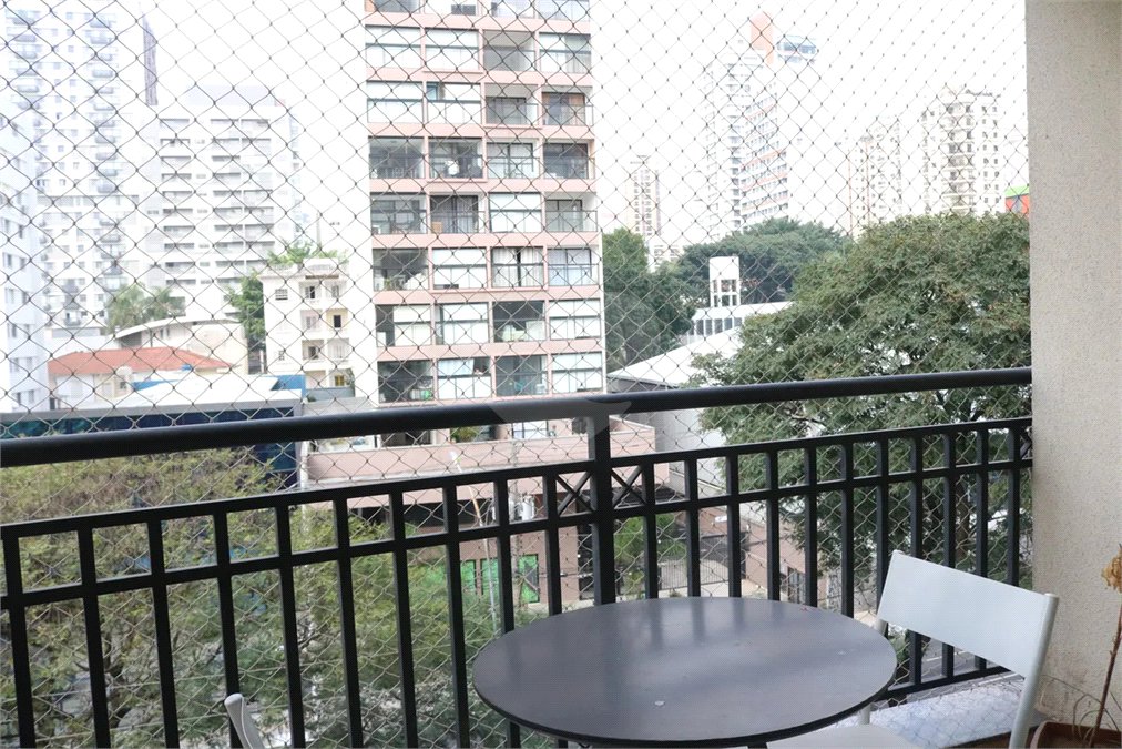 Apartamento à venda ou para alugar com 3 quartos, sendo 1 suíte, em Vila Pompéia, São Paulo, SP