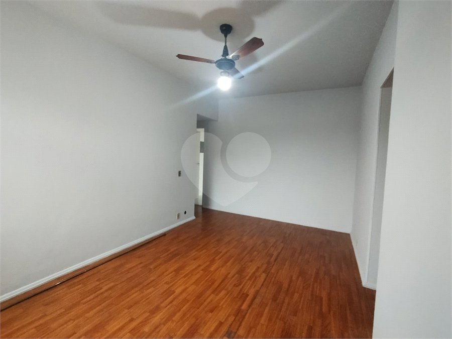 Apartamento para alugar com 2 quartos, sendo 1 suíte, em Grajaú, Rio de Janeiro, RJ