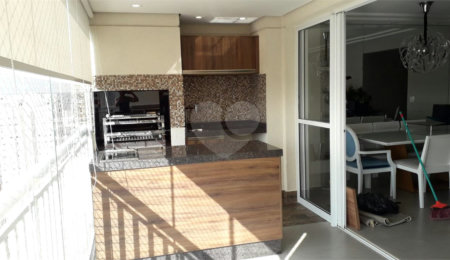 Apartamento à venda com 3 quartos, sendo 1 suíte,  no Centro, São Bernardo do Campo, SP