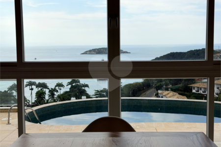 Casa à venda com 4 suítes em João Fernandes, Armação dos Búzios, RJ