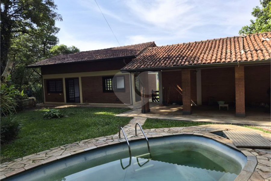 Casa à venda com 3 quartos, sendo 1 suíte,  em Serra da Cantareira, Mairiporã, SP