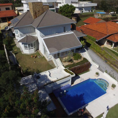 Casa à venda com 3 suítes no condomínio Estância Marambaia, Vinhedo - SP