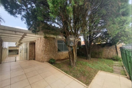 Casa à venda com 2 quartos em Itaim Paulista, São Paulo, SP