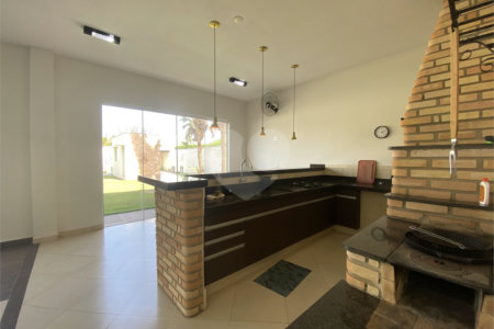 Casa à venda com 3 suítes no condomínio Palmeiras Imperiais, Salto - SP