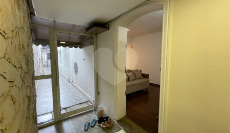 Sobrado à venda com 3 quartos em Quinta da Paineira, São Paulo, SP