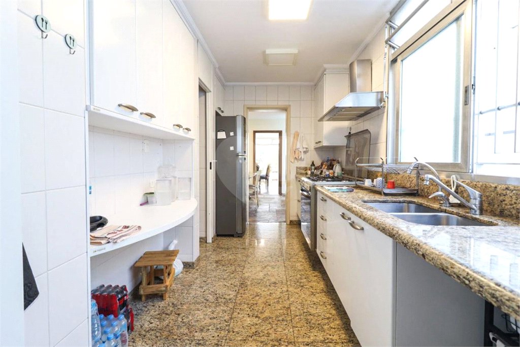 Casa Térrea à venda com 6 quartos, sendo 4 suítes, em Brooklin Paulista, São Paulo, SP