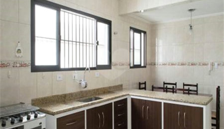 Sobrado à venda com 2 quartos em Vila Paulicéia, São Paulo, SP