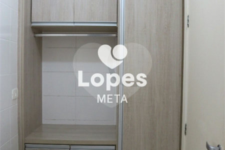 Casa à venda com 3 quartos, sendo 1 suíte, no condomínio Residence Club Villa Branca, Jacareí - SP