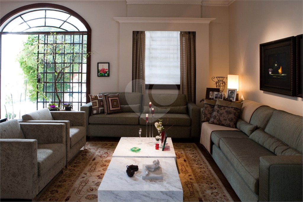 Casa à venda com 4 suítes em Morumbi, São Paulo, SP