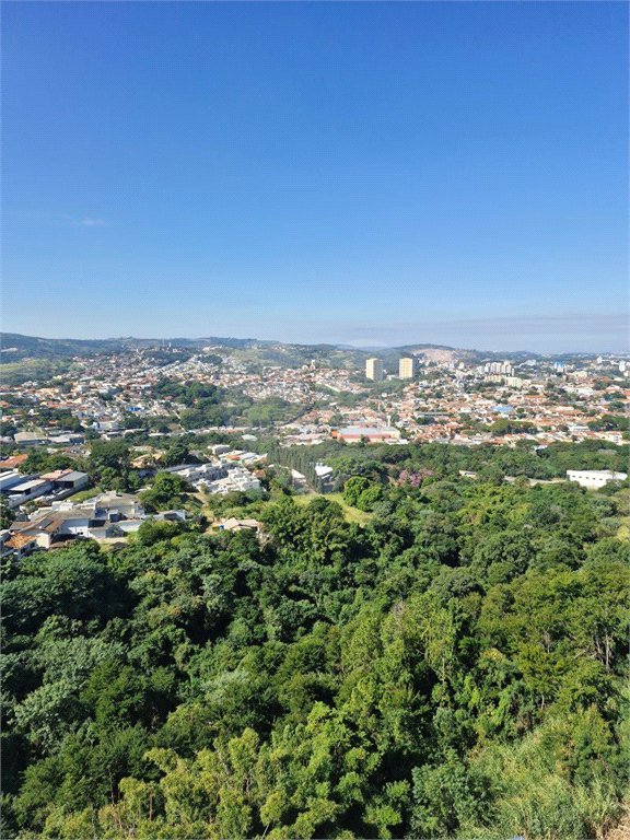 Apartamento à venda com 2 quartos, sendo 1 suíte, em Vila Moletta, Valinhos, SP