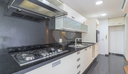 Apartamento à venda com 2 suítes em Pinheiros, São Paulo, SP