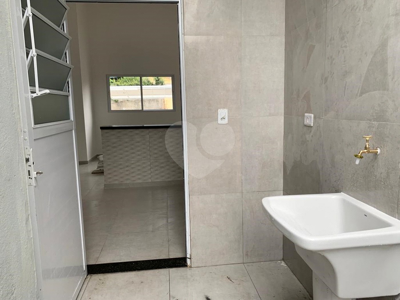 Casa Térrea à venda com 3 quartos, sendo 1 suíte, em Vila Nova Bonsucesso, Guarulhos, SP