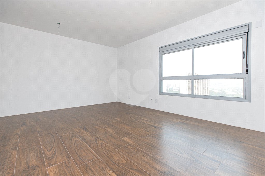 Apartamento à venda com 3 suítes em Jardim Marajoara, São Paulo, SP