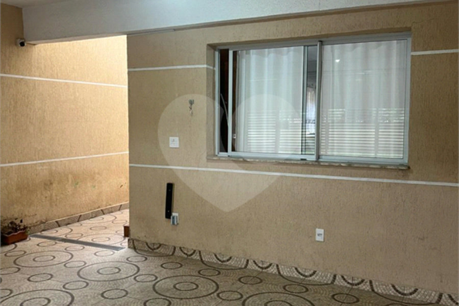 Sobrado à venda com 2 quartos, sendo 1 suíte, em Parque Edu Chaves, São Paulo, SP