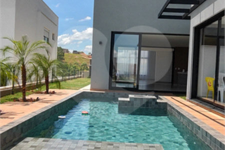 Casa à venda com 4 suítes no condomínio Campos de Santo Antonio II, Itu - SP