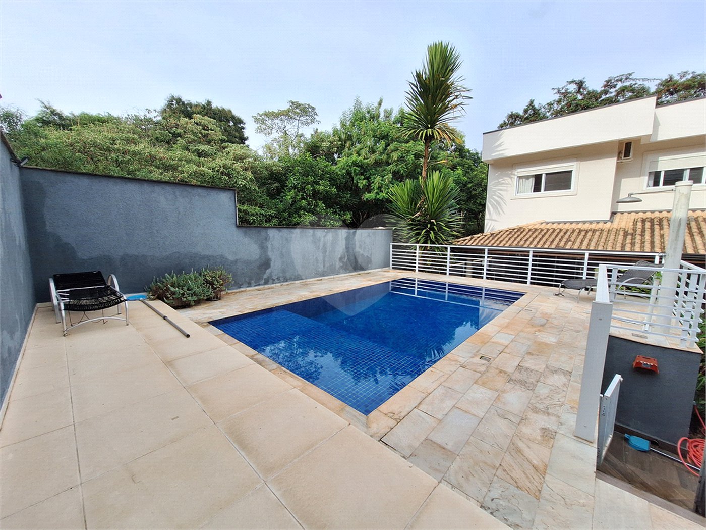 Casa à venda com 3 suítes no condomínio Villaggio Capriccio, Louveira - SP
