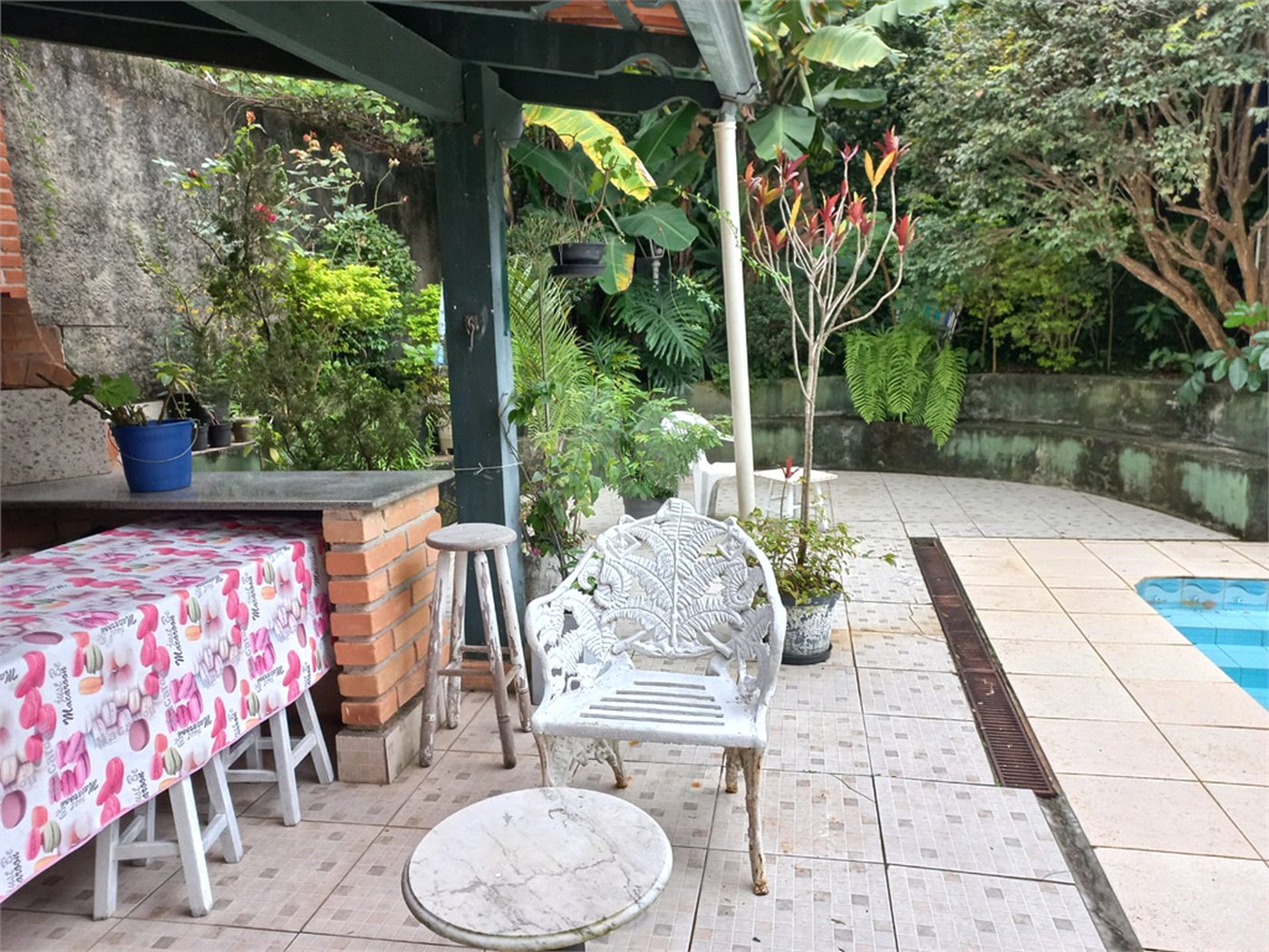 Sobrado à venda ou para alugar com 4 suítes em Butantã, São Paulo, SP