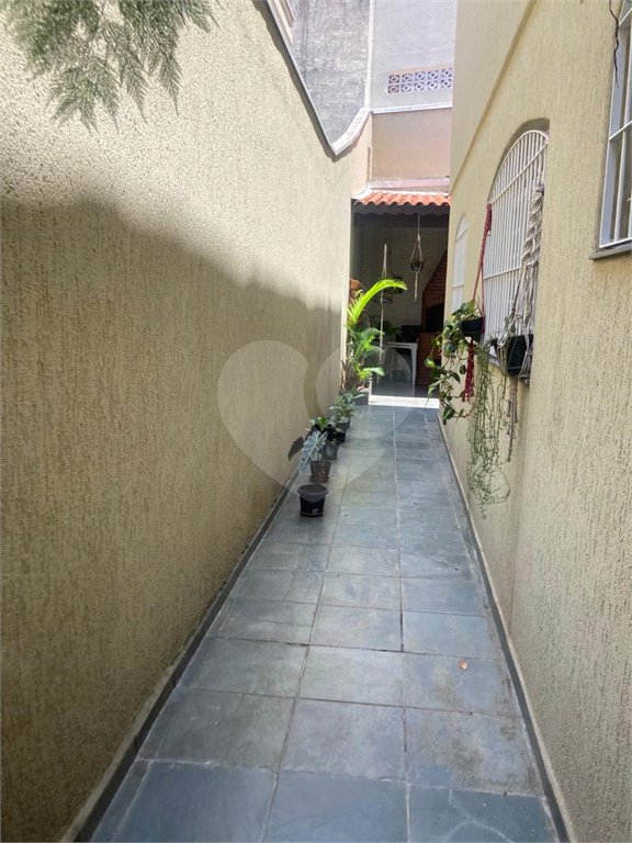 Casa à venda com 3 quartos, sendo 1 suíte, em Jardim Pinheiros, São Paulo, SP