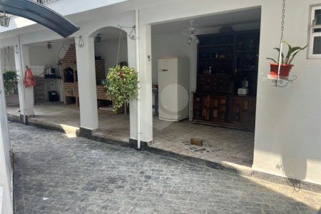 Casa à venda com 4 quartos, sendo 1 suíte, em Jardim Franca, São Paulo, SP
