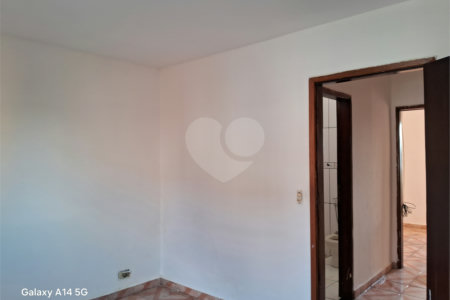 Sobrado à venda ou para alugar com 2 quartos em Vila Aimoré, São Paulo, SP
