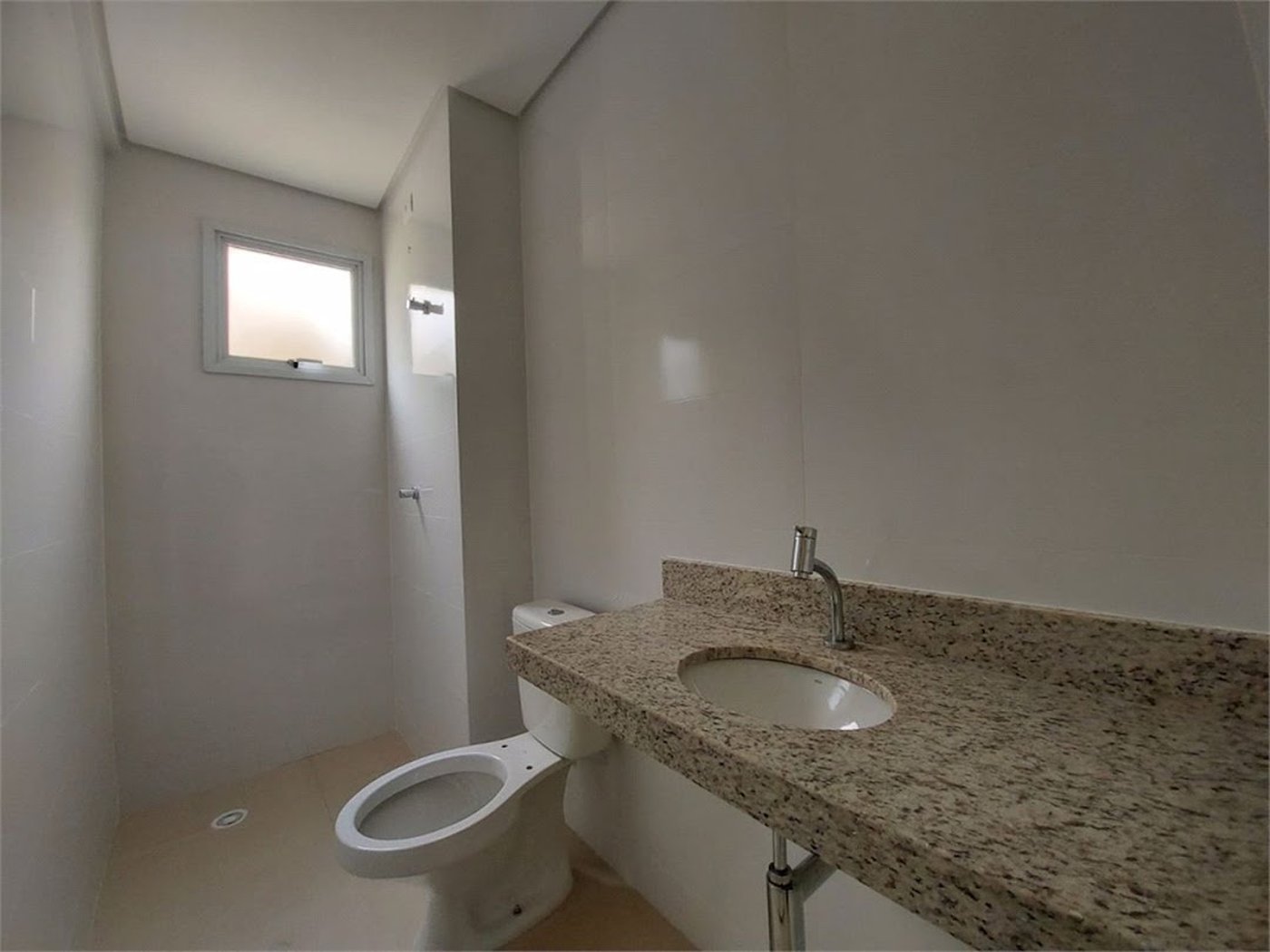 Apartamento Residencial à venda, Balneário Cidade Atlântica, Guarujá - AP1199.