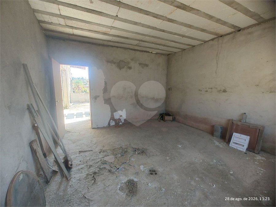 Terreno 810 metros à venda em Atibaia com projeto aprovado exclusivo de alto padrão com construção inacabada