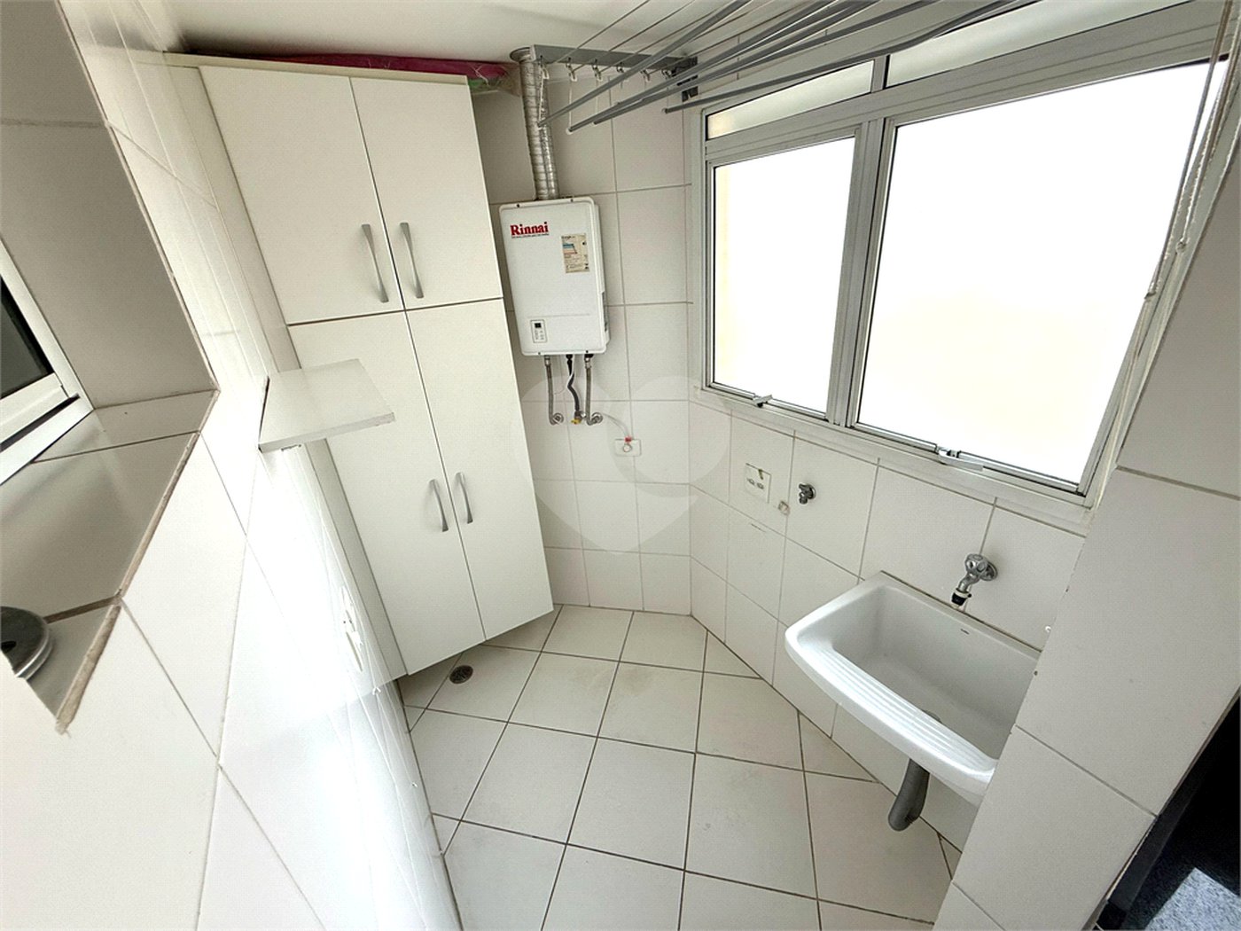Apartamento à venda com 3 quartos, sendo 1 suíte,  em Baeta Neves, São Bernardo do Campo, SP