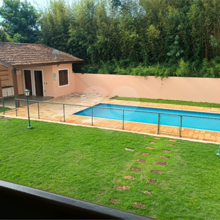 Casa para alugar com 4 quartos, sendo 2 suítes, no condomínio Estância Marambaia, Vinhedo - SP
