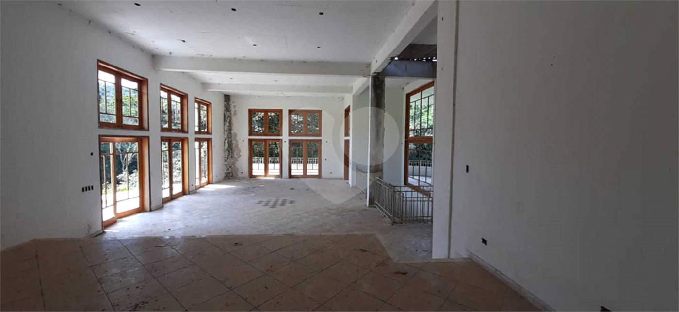 Casa à venda com 1 suíte em Santa Inês, Mairiporã, SP