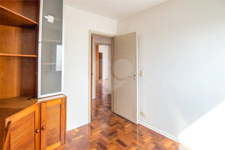 Apartamento à venda com 3 quartos, sendo 2 suítes, em Água Branca, São Paulo, SP
