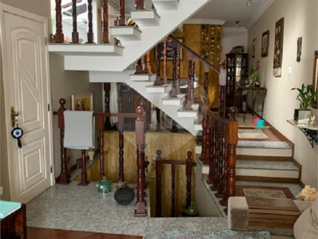 Sobrado à venda com 3 quartos, sendo 1 suíte,  em Tremembé, São Paulo, SP