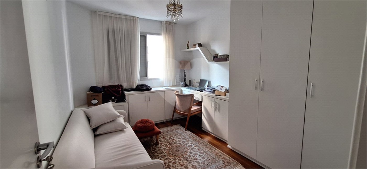 Apartamento à venda com 3 quartos, sendo 1 suíte, em Planalto Paulista, São Paulo, SP