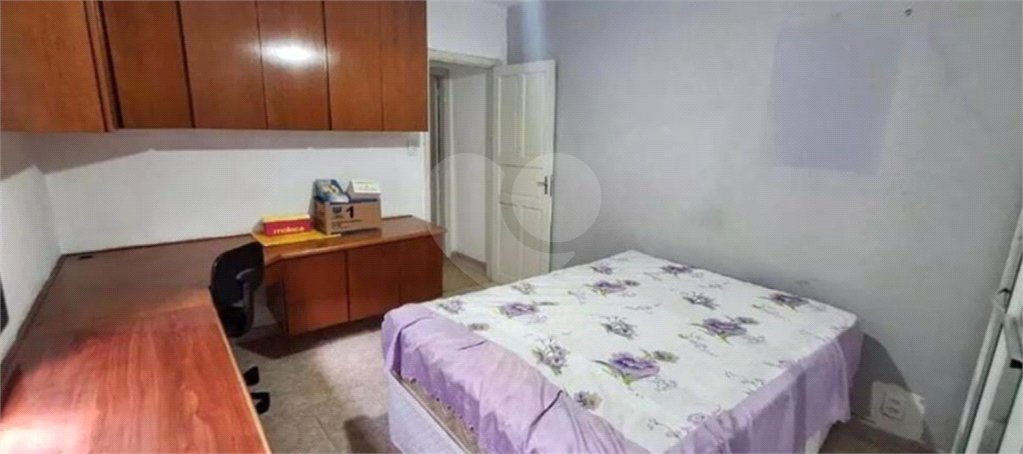 Sobrado à venda com 4 quartos em Parque Edu Chaves, São Paulo, SP