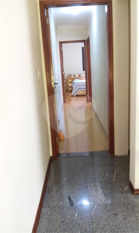 Sobrado à venda com 4 suítes em Vila Carrão, São Paulo, SP