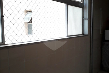 Apartamento à venda com 3 quartos em Vila Suzana, São Paulo, SP