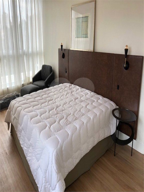 Flat à venda com 1 suíte em Santana, São Paulo, SP
