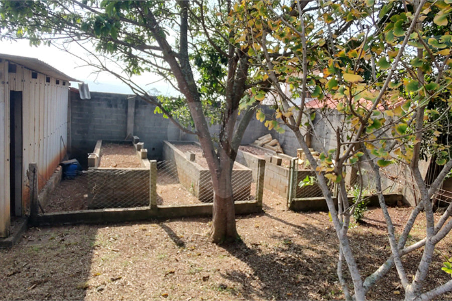 Casa à venda com 3 quartos, sendo 1 suíte, no Centro, Extrema, MG