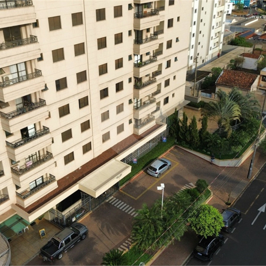 Apartamento à venda com 2 quartos, sendo 1 suíte, no Centro, Araraquara, SP