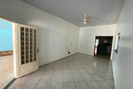 Casa à venda com 3 quartos, sendo 1 suíte, em São Félix, Balsas, MA
