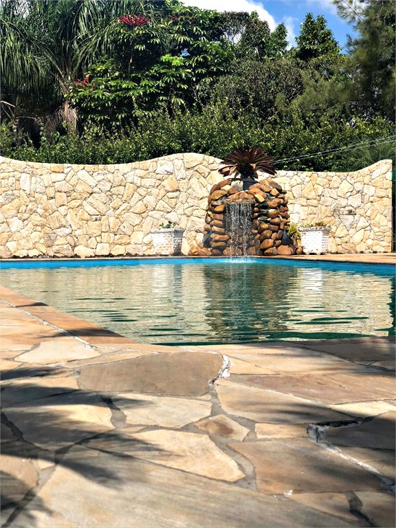 Sítio à venda com 6 quartos em Pavão (canguera), São Roque, SP