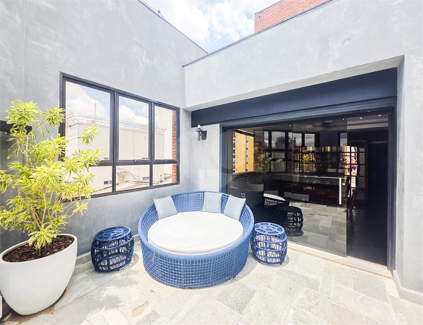Apartamento à venda com 1 quarto em Indianópolis, São Paulo, SP