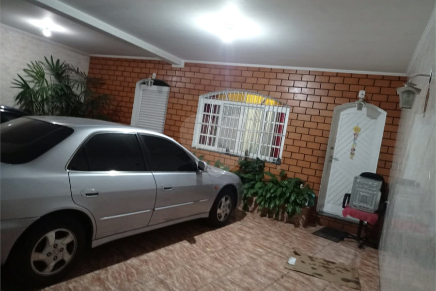 Casa à venda com 5 suítes em Vila Medeiros, São Paulo, SP