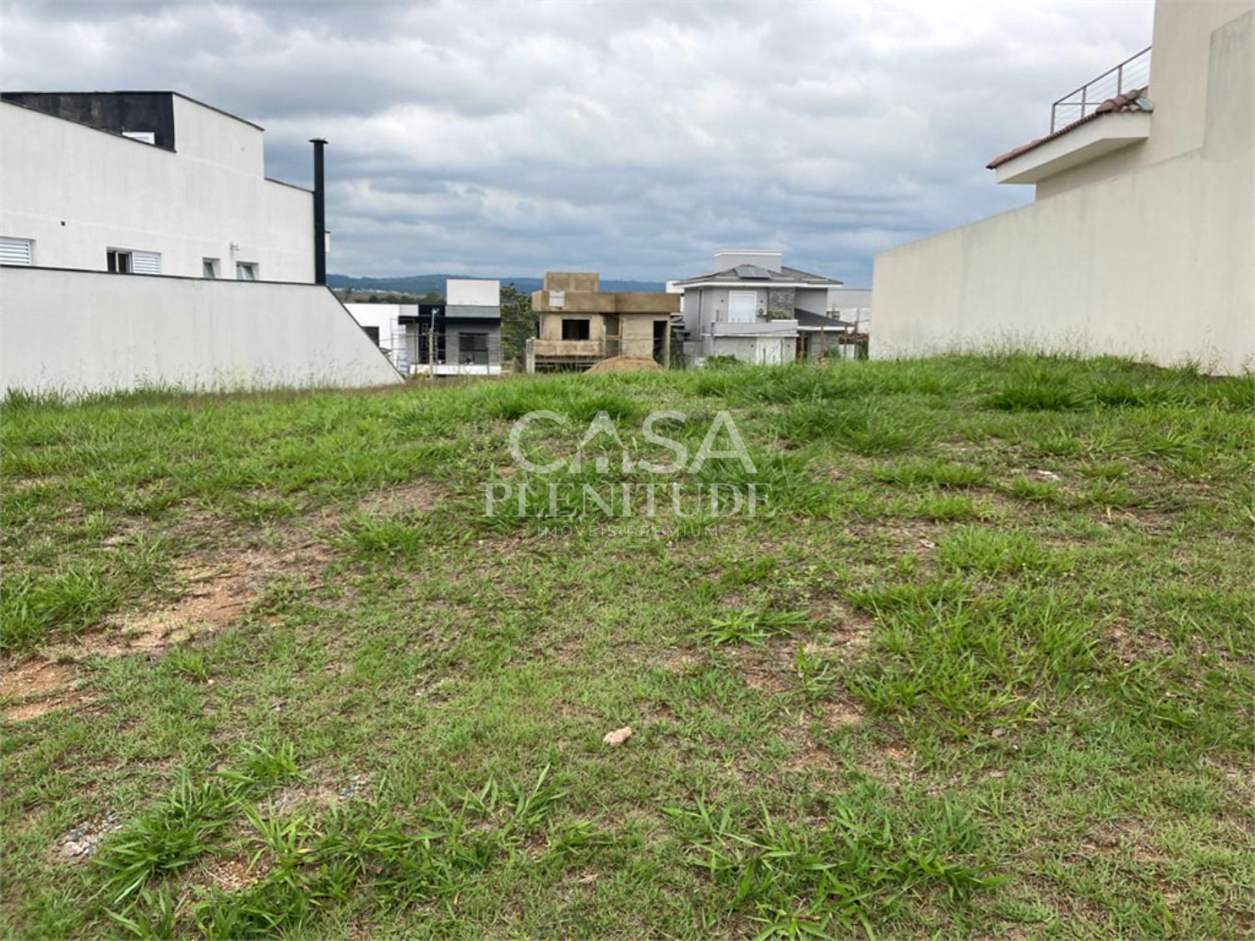 Terreno em condomínio à venda em Chácaras Residenciais Santa Maria, Votorantim, SP