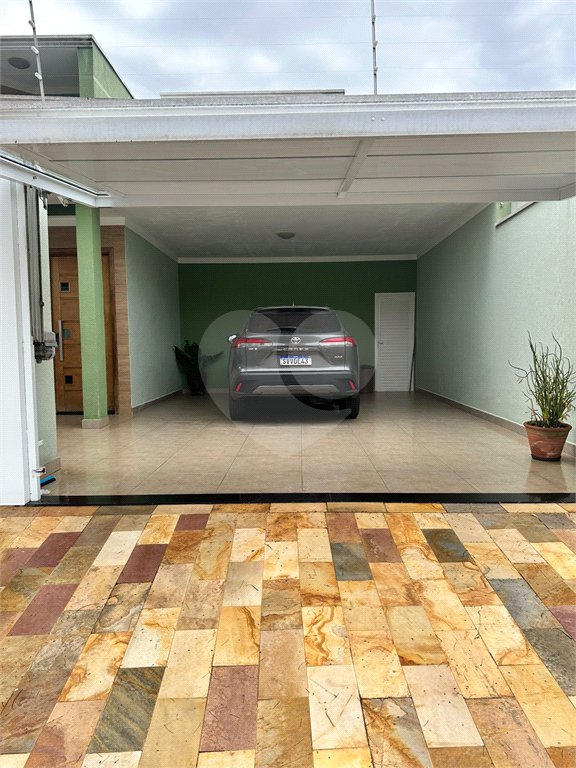 Casa à venda com 3 suítes em Jardim Regina, Indaiatuba, SP