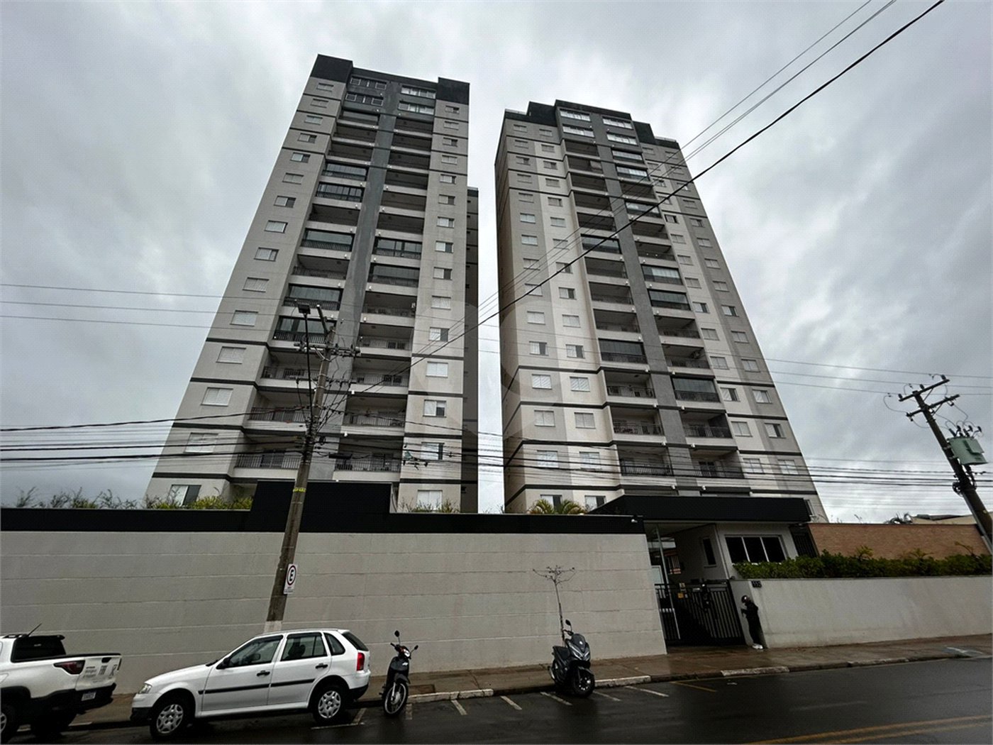 Apartamento à venda com 2 quartos, sendo 1 suíte,  em Vila Aparecida, Itapetininga, SP
