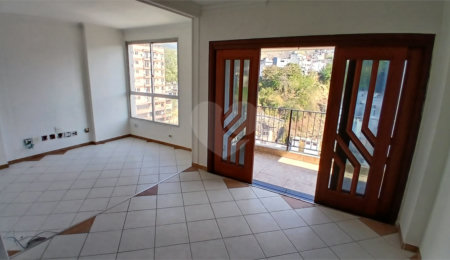 Cobertura à venda com 3 quartos, sendo 1 suíte,  em Tijuca, Rio de Janeiro, RJ