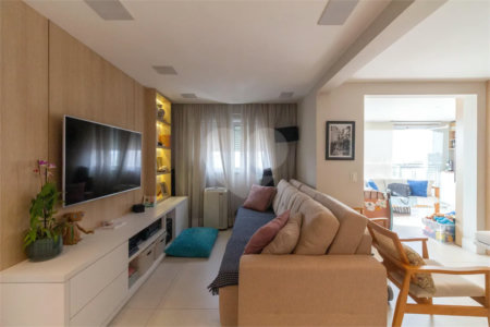 Apartamento à venda com 2 quartos, sendo 1 suíte,  em Vila Sônia, São Paulo, SP