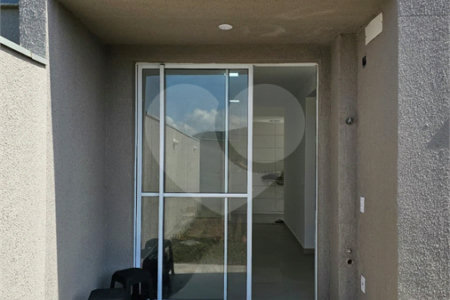 Apartamento para alugar com 2 quartos, sendo 1 suíte, em Nova São Pedro, São Pedro da Aldeia, RJ